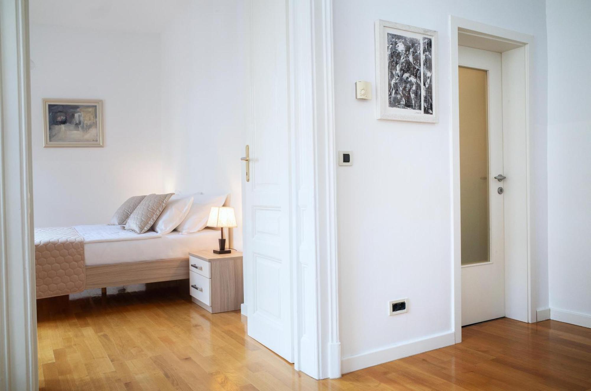 Apartment Korina - City Center Ζάγκρεμπ Εξωτερικό φωτογραφία